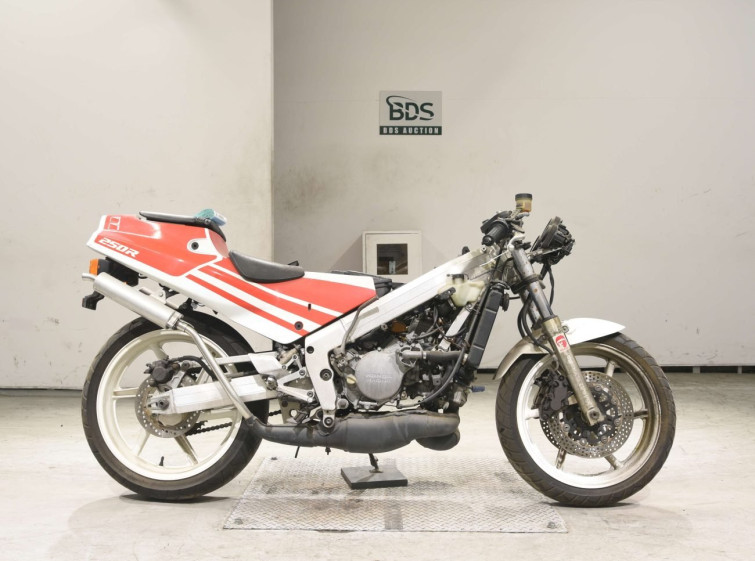 Мотоцикл Honda NSR250R с пробегом 9394 km