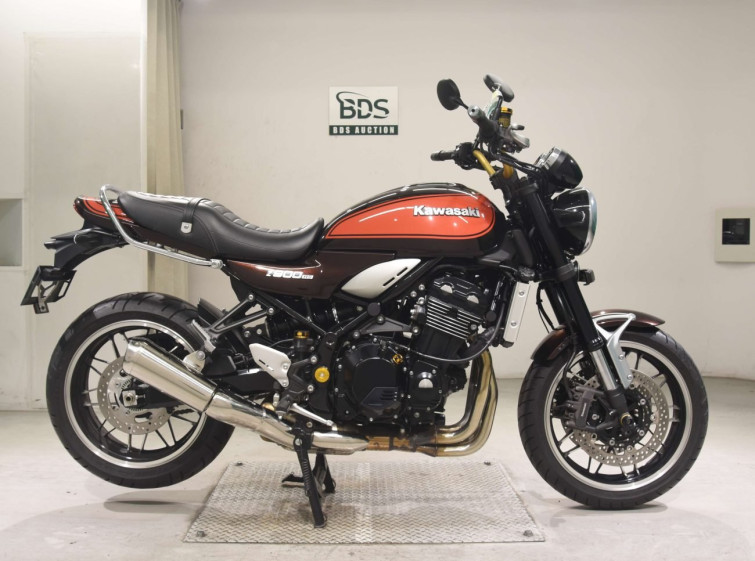 Мотоцикл Kawasaki Z900RS с пробегом 17947 km