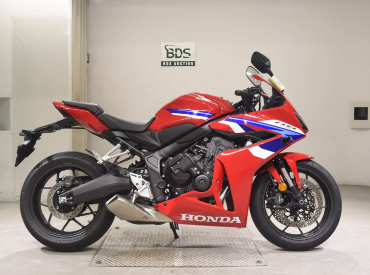 Мотоцикл Honda CBR650F з пробігом 956 km