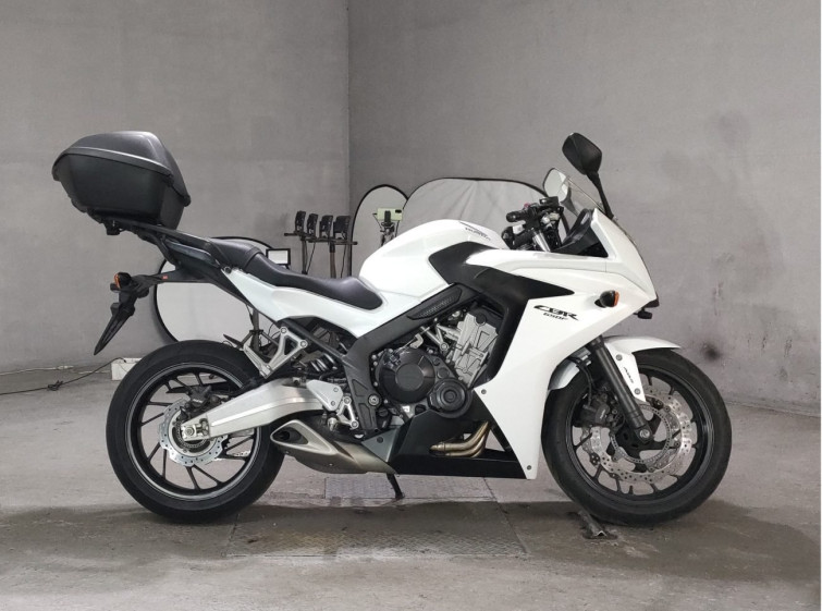 Мотоцикл Honda CBR650F з пробігом 43043 km