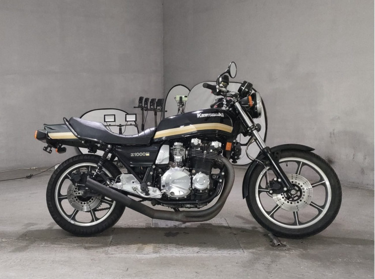 Мотоцикл Kawasaki Z1000J с пробегом 41366 km