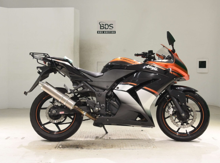 Мотоцикл Kawasaki NINJA250R с пробегом 29016 km