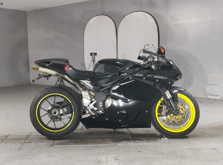 Мотоцикл MV Agusta F4R с пробегом 19237 km
