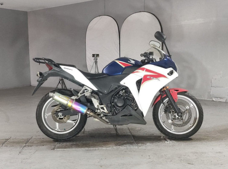 Мотоцикл Honda CBR250R з пробігом 55038 km