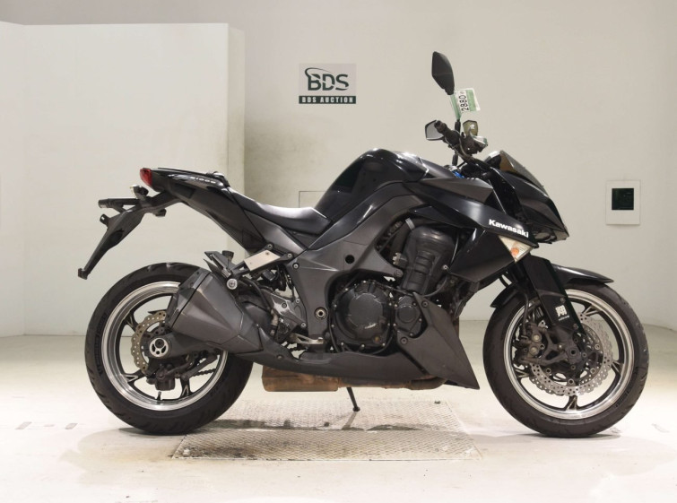 Мотоцикл Kawasaki Z1000 с пробегом 102836 km
