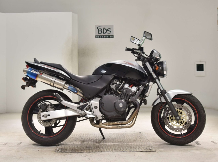 Мотоцикл Honda HORNET CB250F с пробегом 5996 km