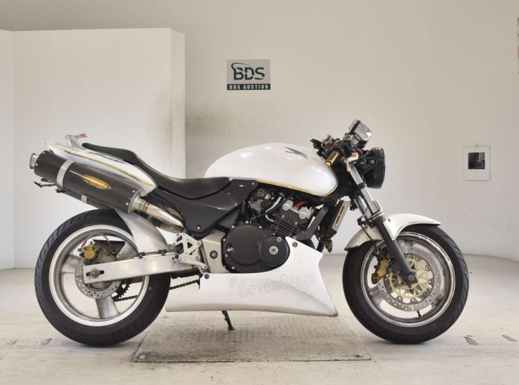 Мотоцикл Honda HORNET CB250F с пробегом 34367 km