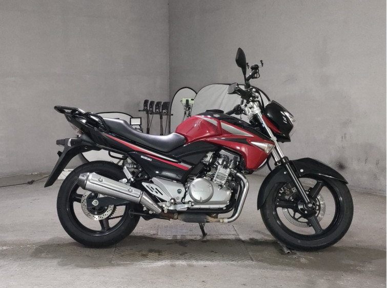Мотоцикл Suzuki GSR250 с пробегом 12169 km
