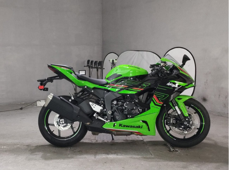 Мотоцикл Kawasaki ZX-6R с пробегом 1654 km