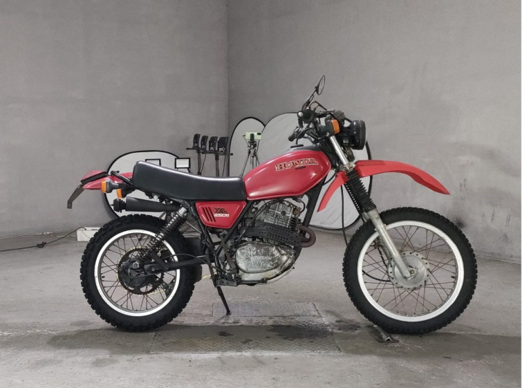 Мотоцикл Honda XL250S з пробігом 22707 km