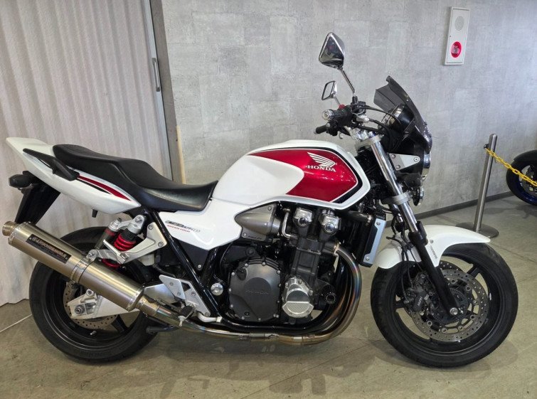 Мотоцикл Honda CB1300SFA з пробігом 28747 km