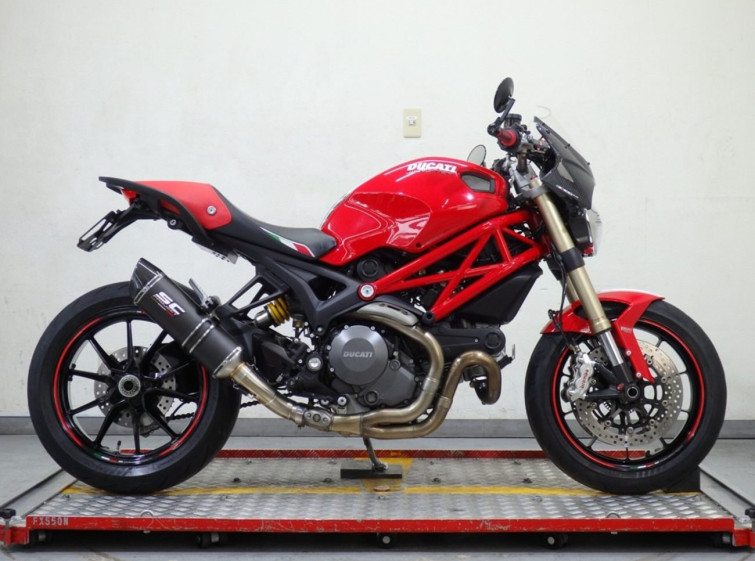 Мотоцикл Ducati Monster 1100 EVO с пробегом 14363 km