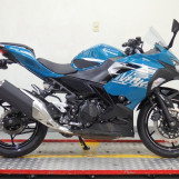 Мотоцикл Kawasaki NINJA400 с пробегом 32646 km