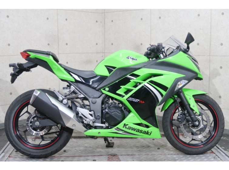 Мотоцикл Kawasaki NINJA250A з пробігом 14427 km