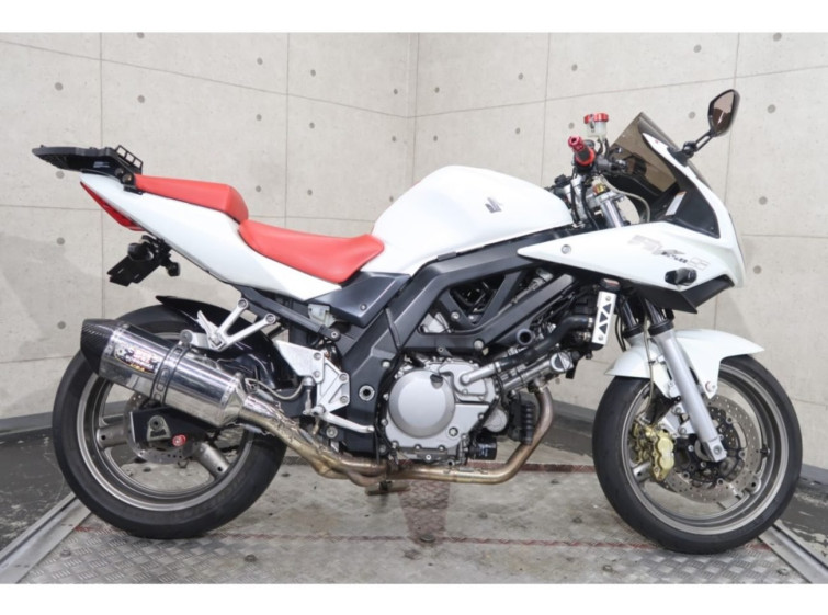 Мотоцикл Suzuki SV650S з пробігом 28137 km