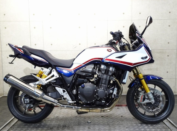 Мотоцикл Honda CB1300SF з пробігом 18567 km