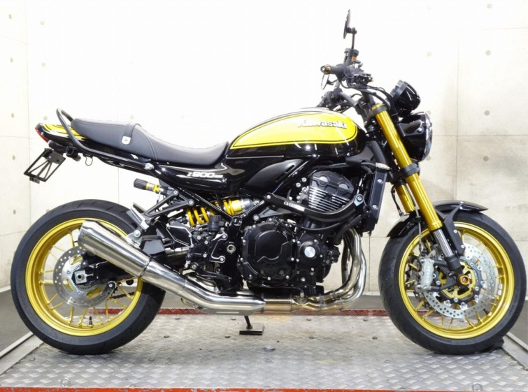 Мотоцикл Kawasaki Z900RS SE с пробегом 3885 km