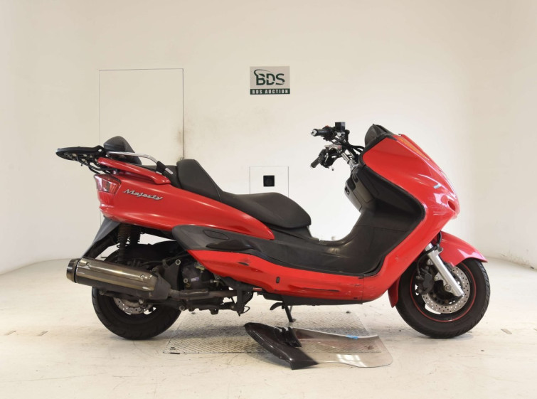 Мотоцикл Yamaha MAJESTY 250C