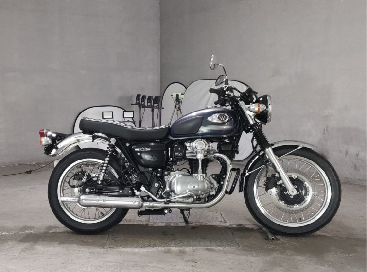 Мотоцикл Kawasaki W800 с пробегом 7394 km