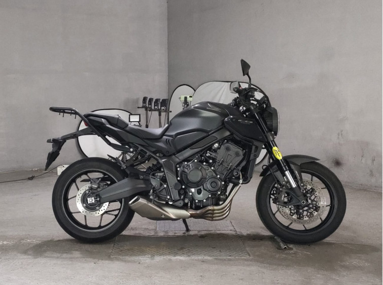 Мотоцикл Honda CB650R с пробегом 8705 km