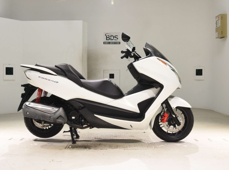 Мотоцикл Honda FORZA SI з пробігом 22039 km