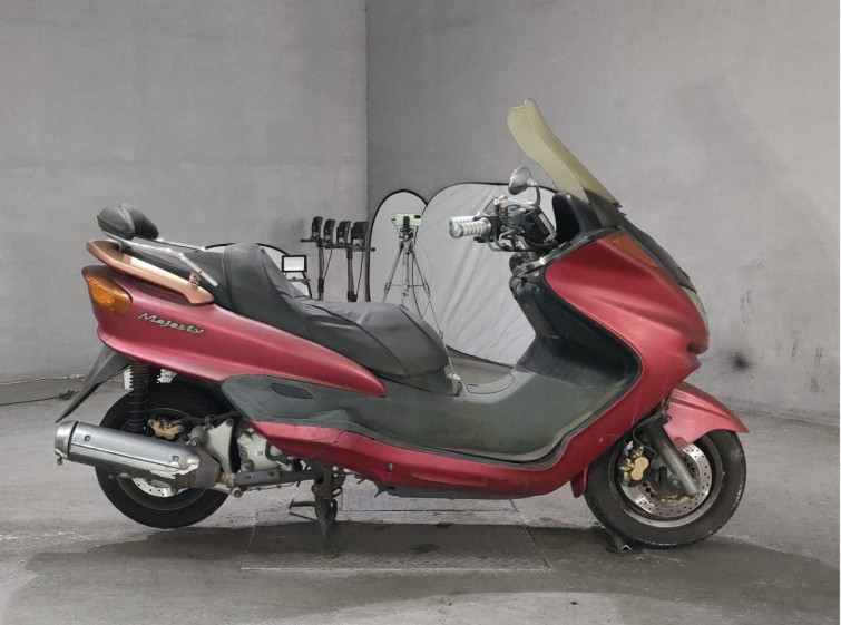 Мотоцикл Yamaha MAJESTY 250C с пробегом 46432 km