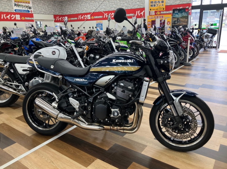 Мотоцикл Kawasaki Z900RS с пробегом 9642 km