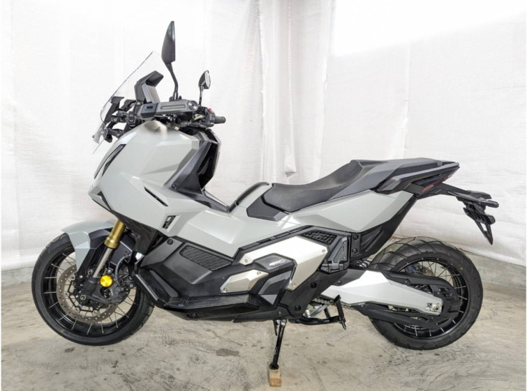 Мотоцикл Honda X-ADV750 с пробегом 7962 km