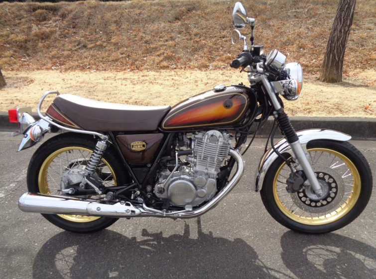 Мотоцикл Yamaha SR400 с пробегом 1634 km