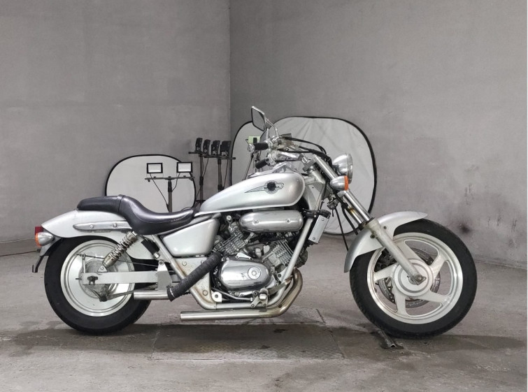 Мотоцикл Honda MAGNA250 с пробегом 33212 km