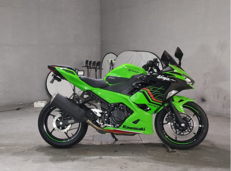 Мотоцикл Kawasaki NINJA400 з пробігом 5957 km