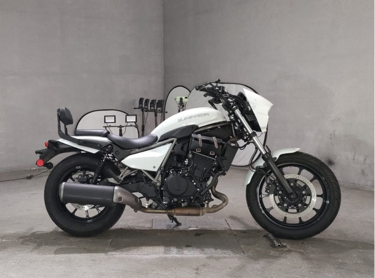 Мотоцикл Kawasaki ELIMINATOR 400 з пробігом 15733 km