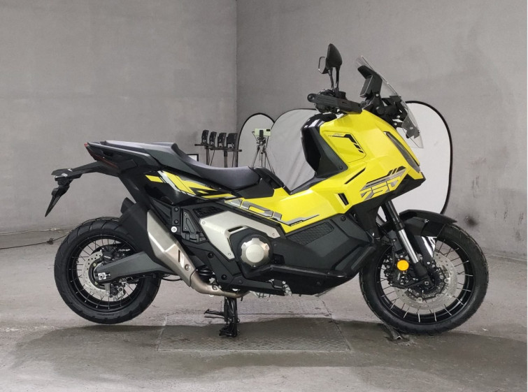 Мотоцикл Honda X-ADV750 с пробегом 1 km