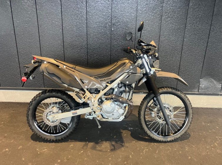 Мотоцикл Kawasaki KLX150L с пробегом 1809 km