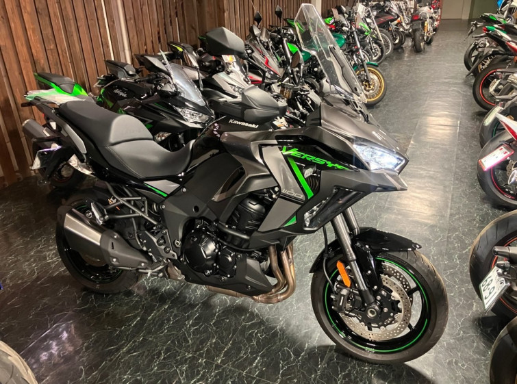 Мотоцикл Kawasaki VERSYS 1100 SE з пробігом 239 km