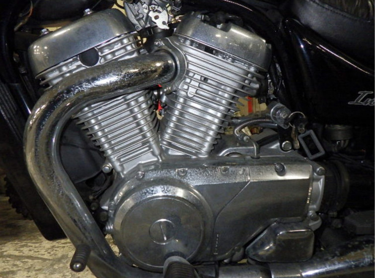 Мотоцикл Suzuki INTRUDER 400 с пробегом 1965 km