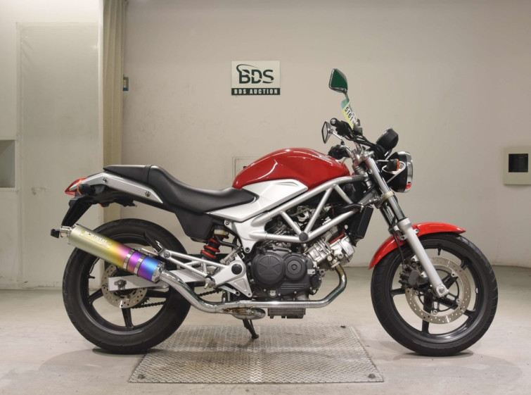 Мотоцикл Honda VTR250 с пробегом 55719 km
