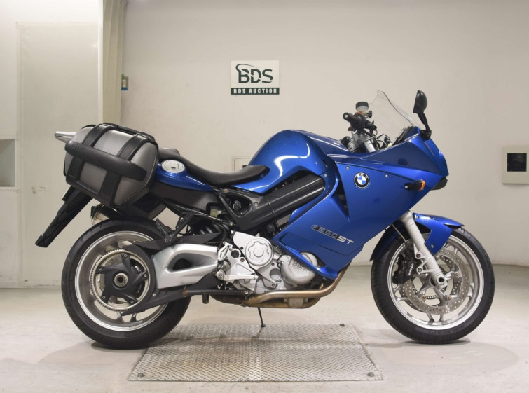 Мотоцикл BMW F800ST с пробегом 12738 km