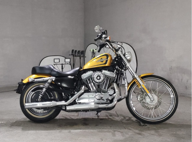 Мотоцикл HD SPORTSTER SEVENTY-TWO XL1200V с пробегом 2163 km