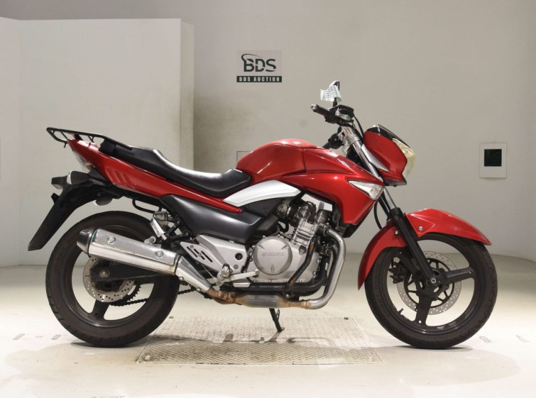 Мотоцикл Suzuki GSR250 с пробегом 55408 km