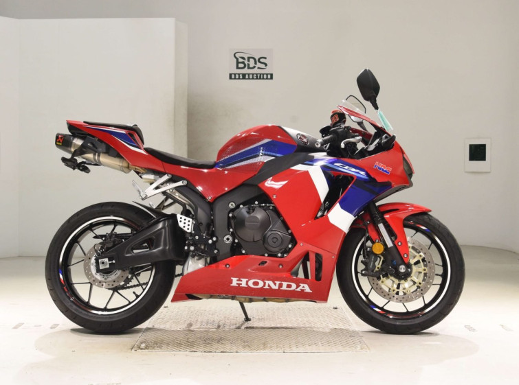 Мотоцикл Honda CBR600RR з пробігом 6988 km