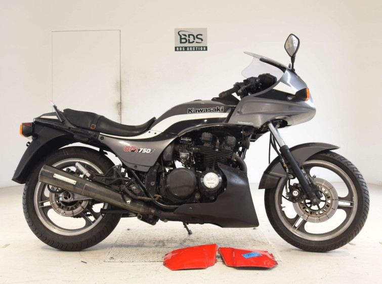 Мотоцикл Kawasaki GPZ750 з пробігом 21027 km