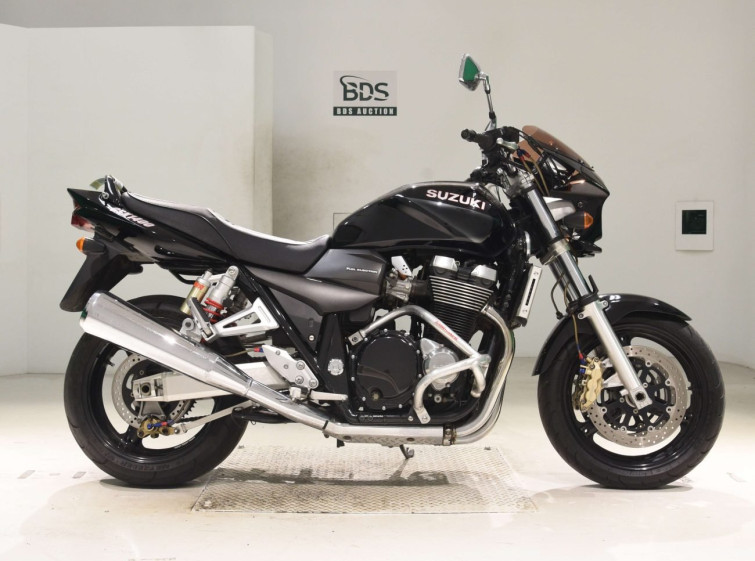 Мотоцикл Suzuki GSX1400 с пробегом 27694 km