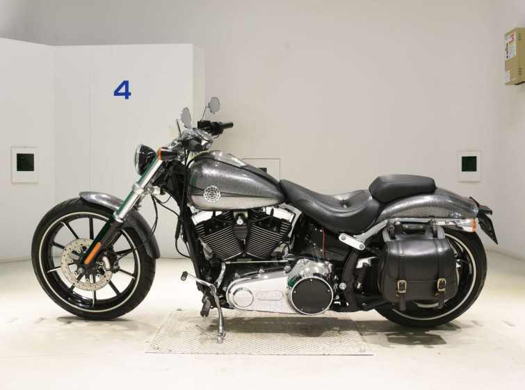 Мотоцикл HD BREAKOUT FXSB1580 с пробегом 11673 km