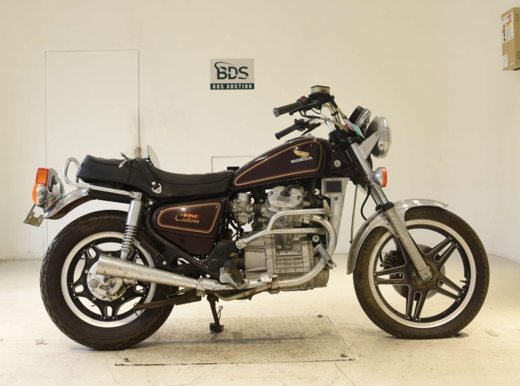 Мотоцикл Honda GL400 с пробегом 9394 km