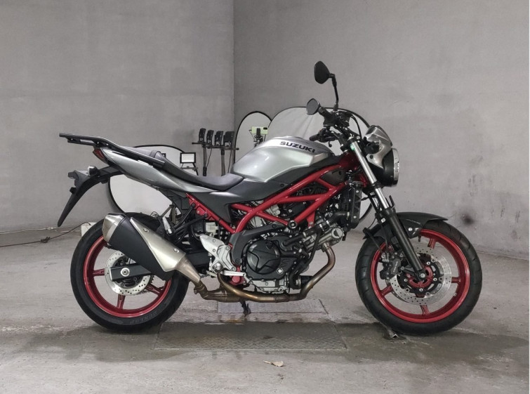 Мотоцикл Suzuki SV650 с пробегом 26377 km
