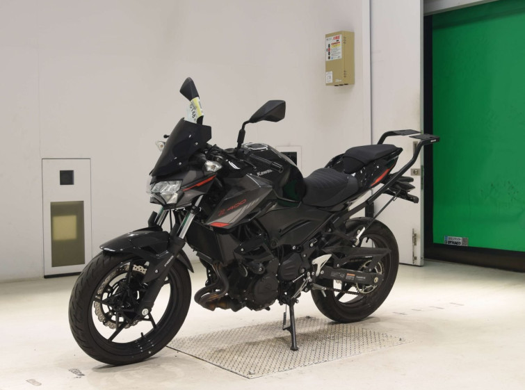 Мотоцикл Kawasaki Z400 з пробігом 8816 km