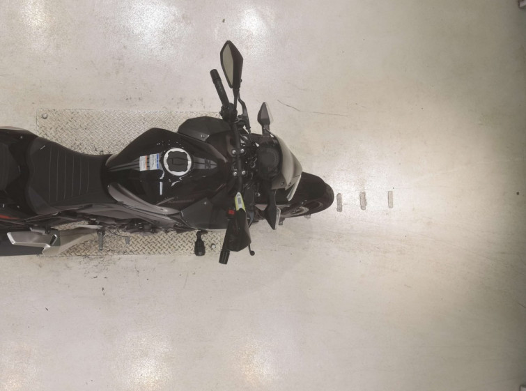 Мотоцикл Kawasaki Z400 з пробігом 8816 km