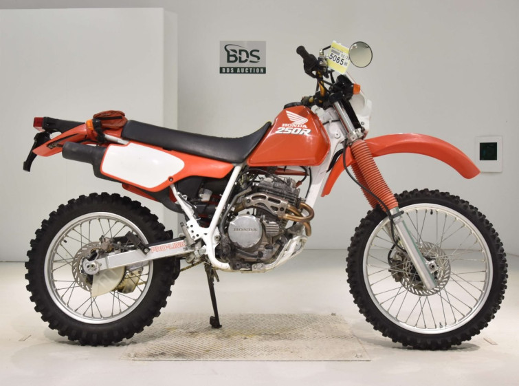 Мотоцикл Honda XLR250R с пробегом 2534 km