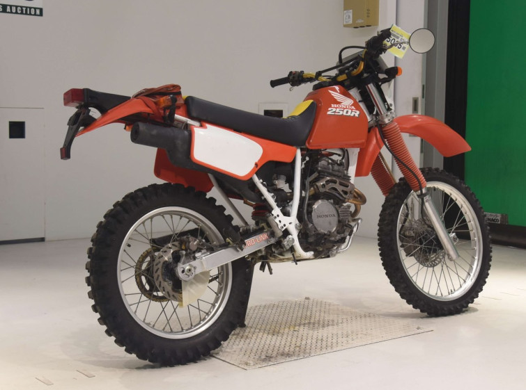 Мотоцикл Honda XLR250R с пробегом 2534 km